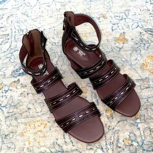 Cushion Walk by Avon Sandals